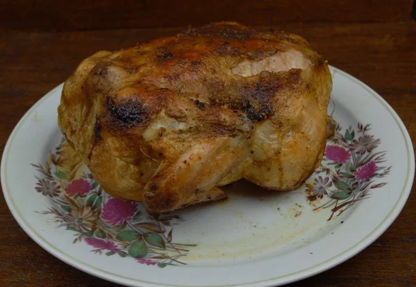 Tasty Beautiful Chicken Chicken Lies Plate — Stock Photo, Image