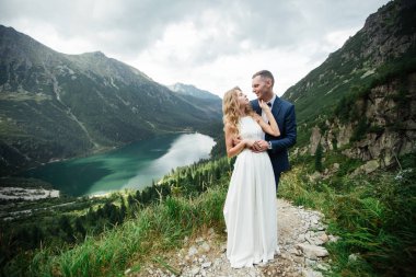 Gelin ve damat düğün gününde