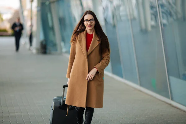 Full Length Portrait Smiling Successful Business Man Pulling Suitcase Airport — Stock Photo, Image