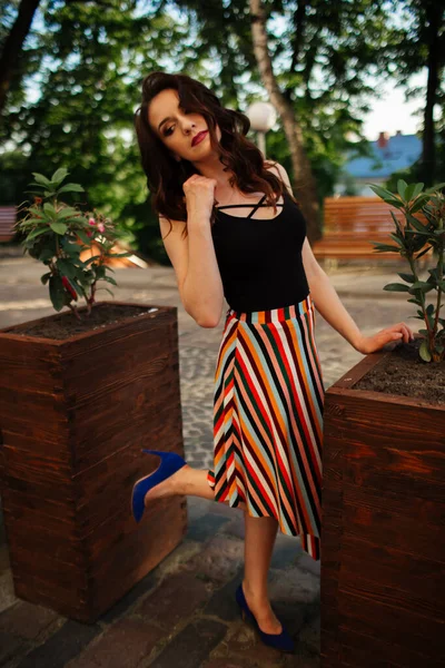 Beautiful Girl Makes Walk Ancient City Lions — Stock Photo, Image