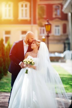 hippi düğünü, güzel bir çift, düğün günü, yaz.