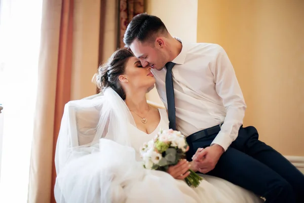 Casamento Muito Bonito Casal Incrível — Fotografia de Stock