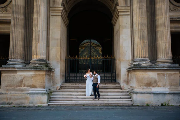 파리에서 연인, 결혼 사진 — 스톡 사진