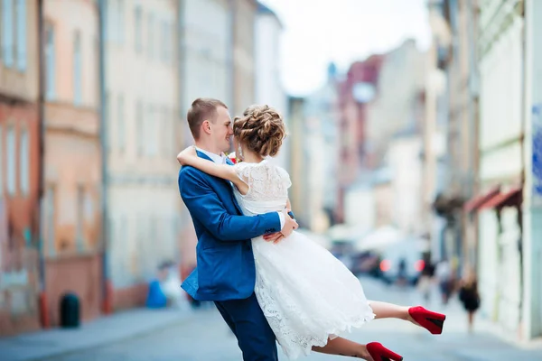 Šťastný pár. Svatební fotka. Pár je zamilovaný.. — Stock fotografie