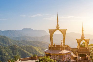 Pha Son Kaew Tapınağı, Khao Kho, Phetchabun, T