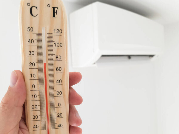 Термометр и измерение температуры с современным кондиционированием воздуха
 