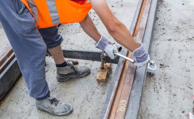 İnşaat işçisi için ağır bir iş..