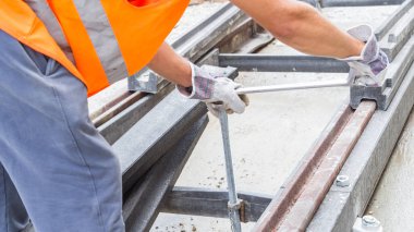 İnşaat işçisi için ağır bir iş..