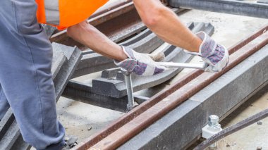 İnşaat işçisi için ağır bir iş..