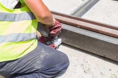 İnşaat işçisi için ağır bir iş..