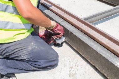 İnşaat işçisi için ağır bir iş..