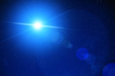 Karanlık bir gece gökyüzünde Samanyolu yıldızları.