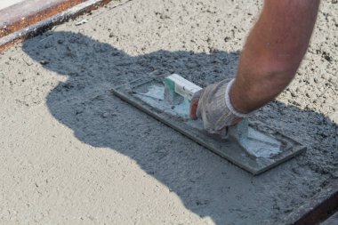 İnşaat işçisi için ağır bir iş..