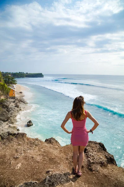 Mujer Disfrutando Agradables Días Verano Tropical Isla Bali Indonesia — Foto de Stock