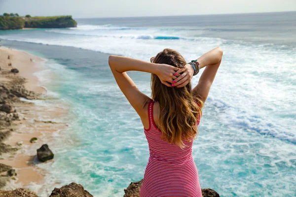 Mujer Disfrutando Agradables Días Verano Tropical Isla Bali Indonesia — Foto de Stock