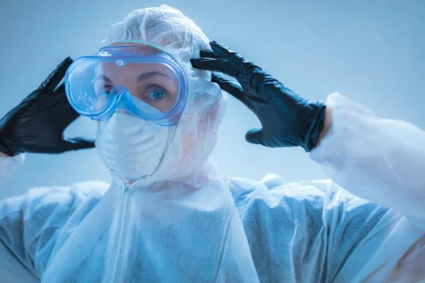 Médico Científico Traje Cuerpo Completo Para Prevención Virus Enfermedades —  Fotos de Stock