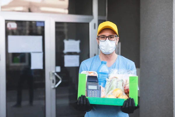 Tipo Entrega Con Caja Protectora Máscara Bolsa Con Comestibles Punto — Foto de Stock