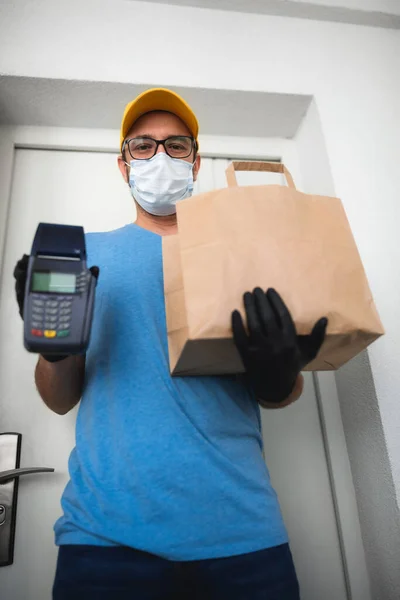 Tipo Entrega Con Caja Protectora Máscara Bolsa Con Comestibles Punto — Foto de Stock