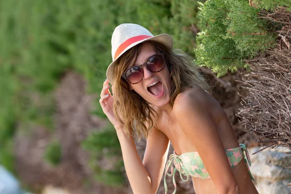 Cute Young Woman Posing Outdoors Summertime Season — Stock Photo, Image