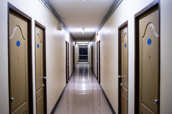Yurt odasındaki koridor manzarası