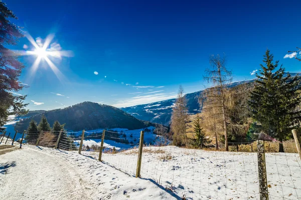 Route Terre Avec Vue Panoramique Sur Beau Paysage Montagne Italie — Photo