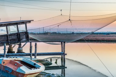 İtalya'da lagün balıkçı evinde mavi saat