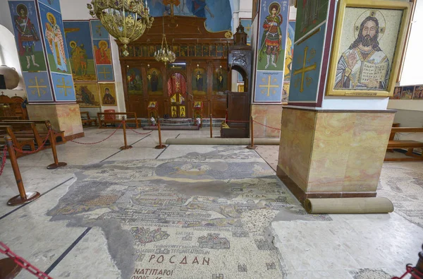 Basilica of Saint George, Madaba, Ürdün