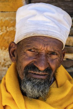 Tigray, Etiyopya - 11 Ocak: Portre bir Ortodoks Hıristiyan rahip kayalığın Manastırı Debre Damo 11 Ocak 2018 üzerinde Tigray bölgesinde, Etiyopya.