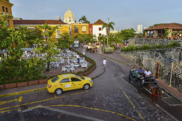 Cartagena Colombia Augusti Taxibilar Gamla Staden Augusti 2017 Cartagena Colombia — Stockfoto