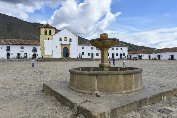 Вилла Лейва Колумбия Августа Люди Площади Plaza Mayor Самой Большой — стоковое фото