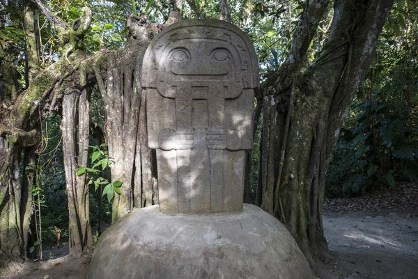Древние Доколумбовые Статуи Сан Августине Колумбия Археологический Парк Высота 1800 — стоковое фото