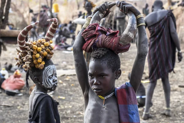 Omorate Ethiopia Enero Niño Identificado Tribu Mursi Posando Para Retrato — Foto de Stock