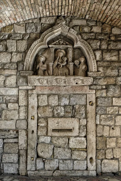 Escultura Mural Puerta Principal Casco Antiguo Kotor Montenegro — Foto de Stock