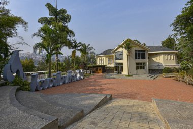 Kigali, Ruanda - Eylül 2019: 25 Eylül 2019 'da Kigali, Ruanda' da gerçekleşen Soykırım Kurbanları Ulusal Anıtı.