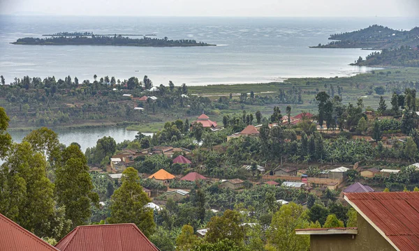 卢旺达基伍湖全景 — 图库照片