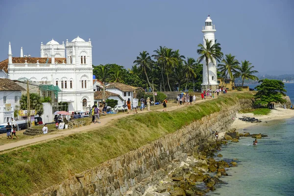 Galle Sri Lanka Enero 2020 Turistas Caminando Través Las Murallas —  Fotos de Stock