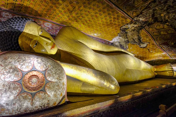 Dambulla Sri Lanka Luty 2020 Posąg Buddy Świątyni Jaskini Dambulla — Zdjęcie stockowe