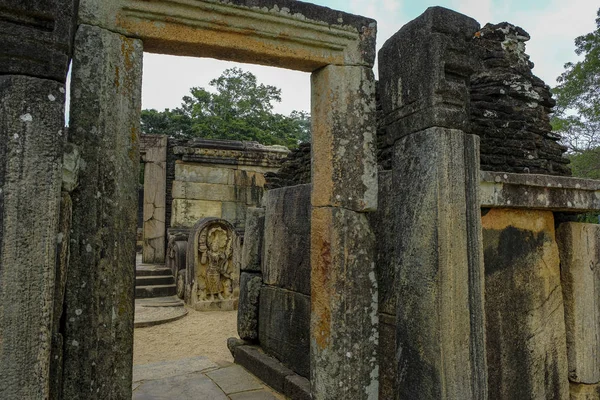 Памятник Хатадагэ Построенный Ниссанкой Малла Полоннаруве Шри Ланка — стоковое фото