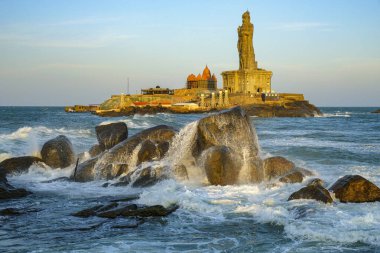 Thiruvalluvar Heykeli Kanyakumari, Hindistan
