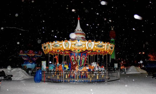 Children Colored Carousel Animals Old Style Night Winter Snowing — Stock Photo, Image