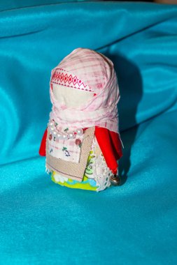 Rus Halk Ritüeli Bebek Büyüsü