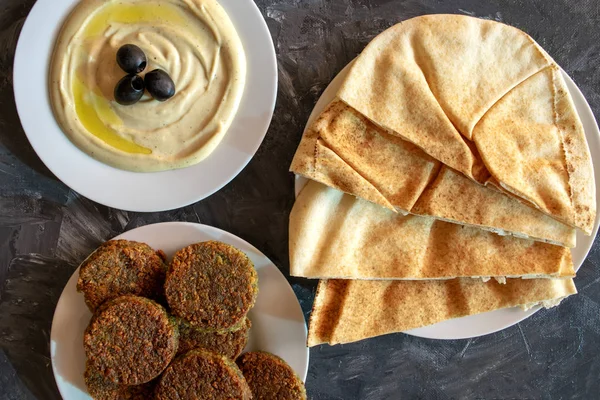 Famous Traditional Arabic Middle East Israel Cuisine Tahini Sauce Pita — Stock Photo, Image