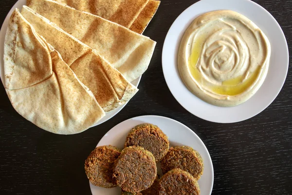 Famous Traditional Arabic Middle East Israel Cuisine Tahini Sauce Pita — 스톡 사진