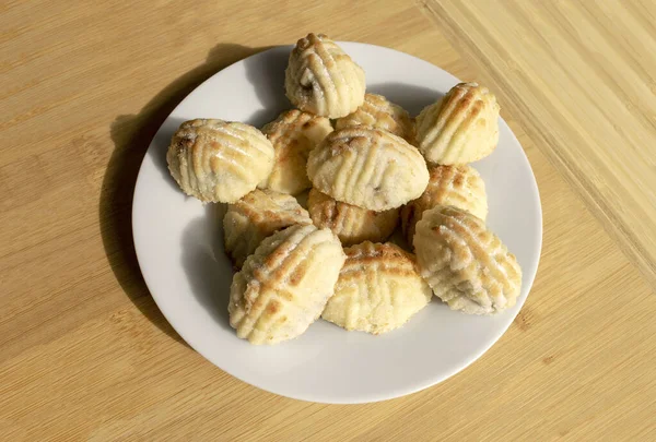 Biscuits Traditionnels Mamoul Oriental Aux Noix Arabe Bonbons Cuits Sur — Photo