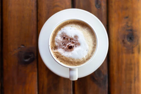 Vedere Sus Hot Cappuccino Cafea Într Ceașcă Masă Lemn Cafenea — Fotografie, imagine de stoc