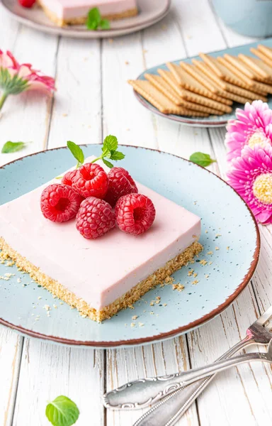 Delicious Refreshing Dessert Bake Sweet Raspberry Cheesecake Bars Topped Fresh — Stock Photo, Image
