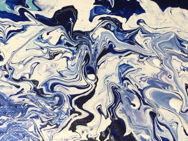 Güzel soyut akrilik sıvı mavi ve beyaz arkaplan.