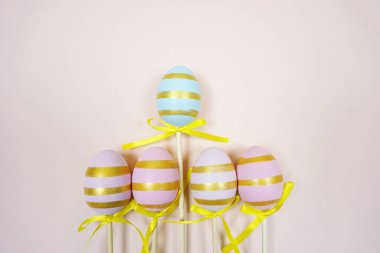 Metin için kopyalama alanı olan mutlu Paskalya arkaplanı.