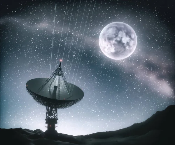 Τεράστιο Δορυφορικό Πιάτο Κεραίας Για Επικοινωνία Και Λήψη Σήματος Από — Φωτογραφία Αρχείου