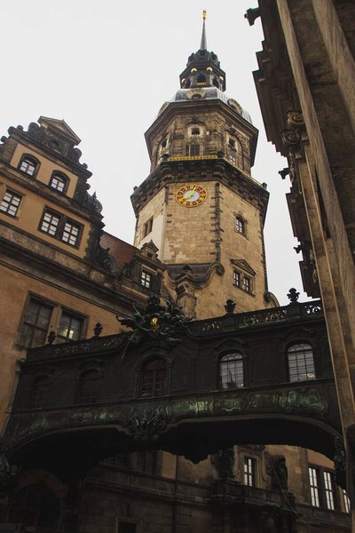 Black arch connecting Hofkirche and Residenzschloss in the Chiaverigasse in Dresden